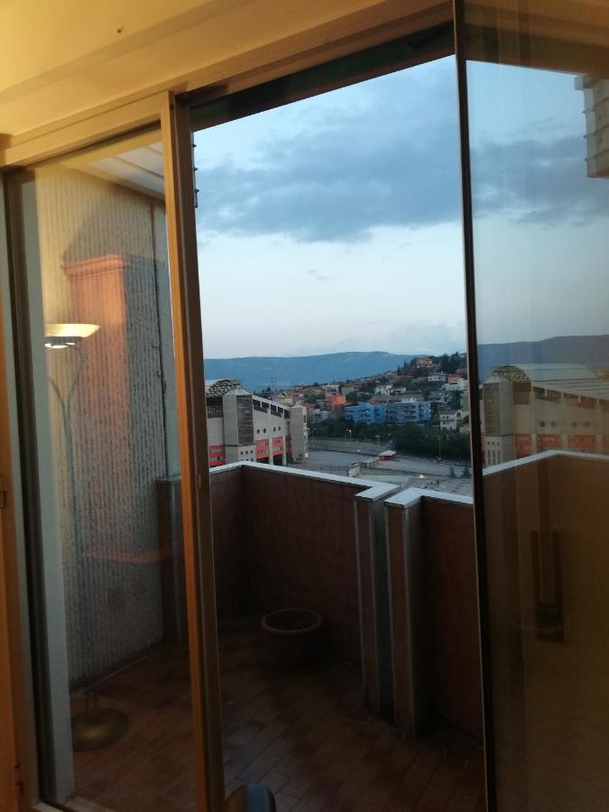 Nino E Issi Apartment Terst Exteriér fotografie